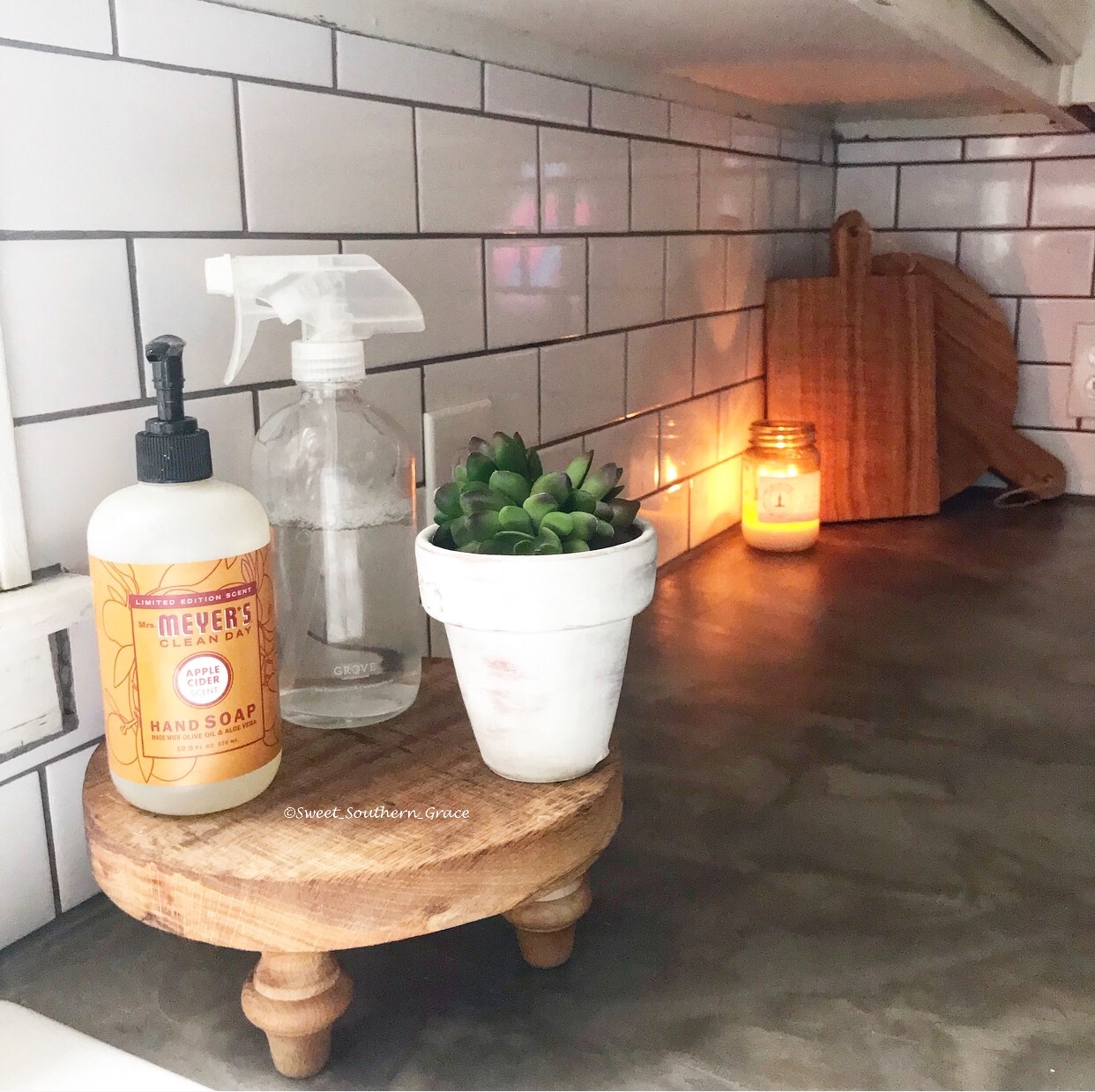 D482F0AB-FD18-4C72-B121-960B963514B1