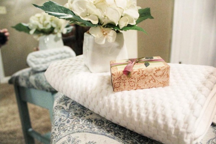 D06DCDBE-CB1E-45C1-9867-E98659ABCF25