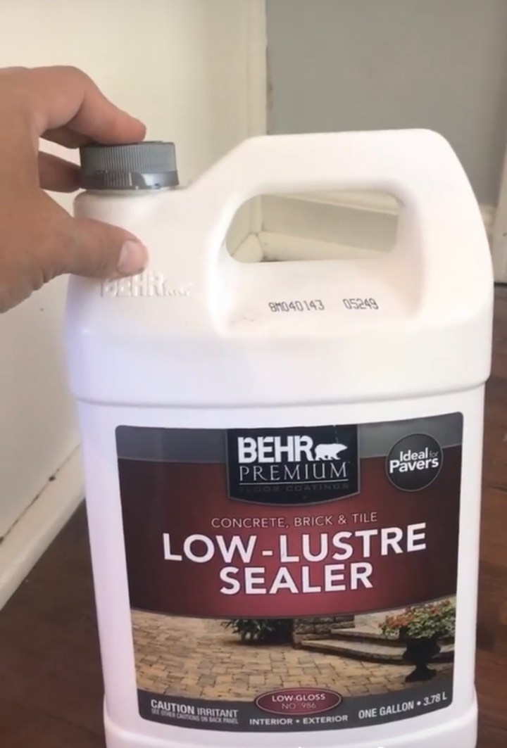 9908535D-C577-4137-BCBC-95F42A2C7B02