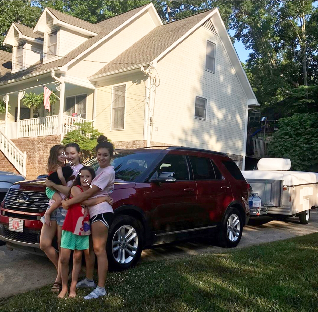 B5CFA56C-56A1-4FE1-AB12-CBC8D6042447