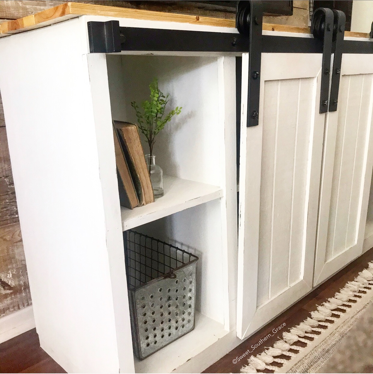 8F9A64E2-8B23-475C-A9BC-10D356DEE74B