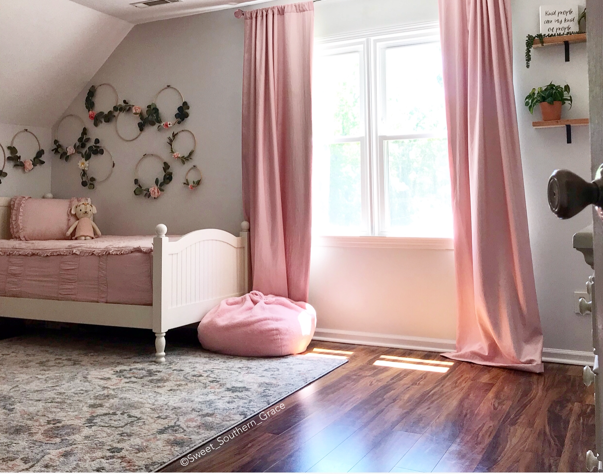 DE5929F3-1482-43C5-88E0-F5AA1290E02B