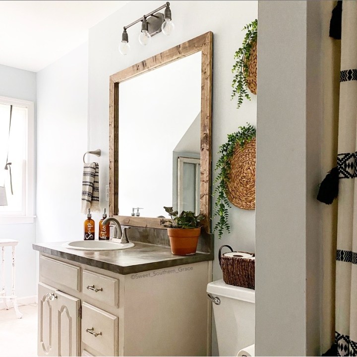 42FB4C32-7B94-476E-AD7C-9DB4188DE9F9