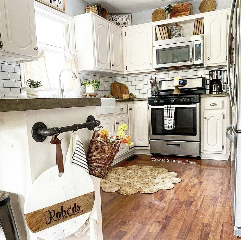 CB8FE987-3E6A-4916-91A5-FA1DF93676B7