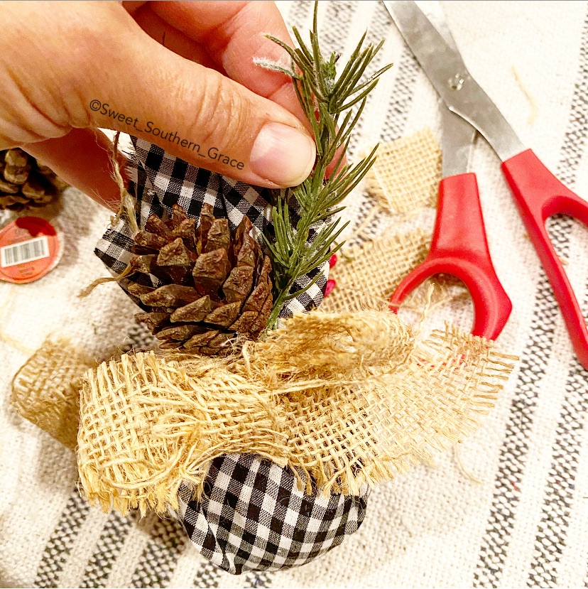 1A1B8ABC-E4E2-4A37-8D79-EE1B2F32D584