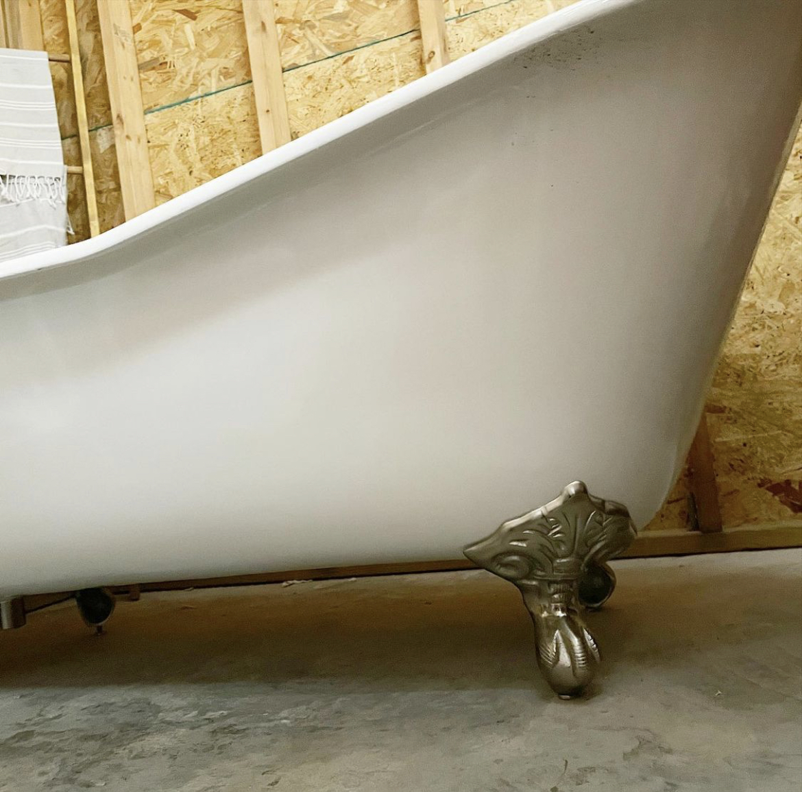 8DDCE307-D26A-4279-8FEE-B92CD03861EE