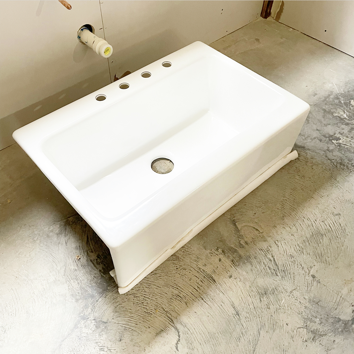 9D7BC3E6-5169-4FB2-8FFB-F24F0D4F2D1E