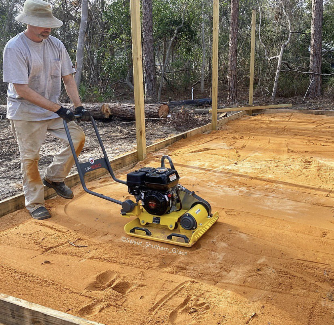 12646702-B46F-45CF-8459-EDB5D893297F